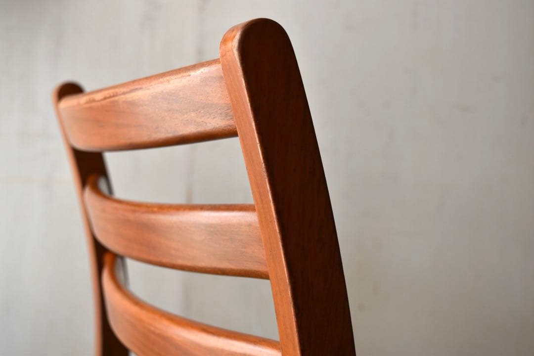 めしくら TENDO BRASILEIRA chair