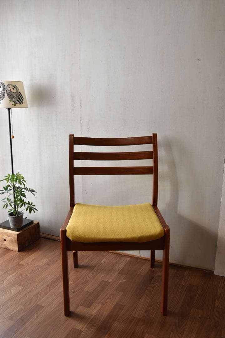 めしくら TENDO BRASILEIRA chair