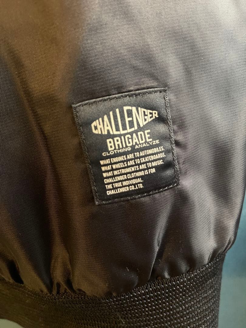 CHALLENGER ブラック スタジャン Cロゴ