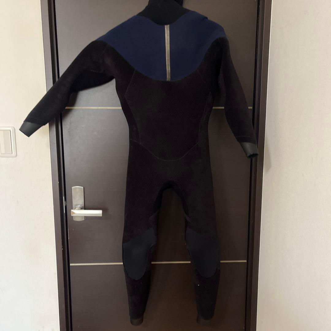 値下げ！セミドライスーツ ブラックラバー　5/3㎜フルスーツ　ＳＭサイズ
