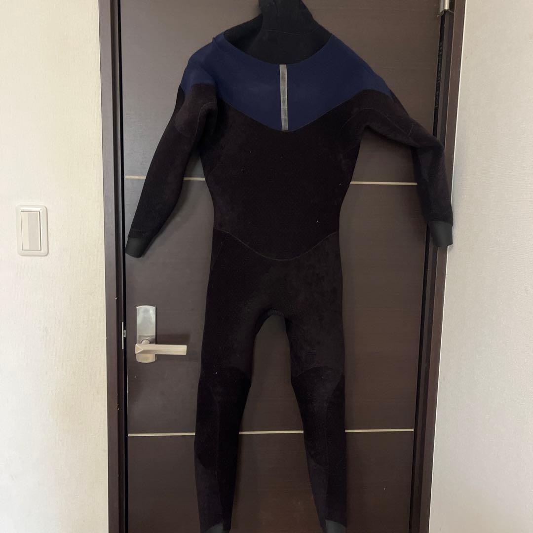 値下げ！セミドライスーツ ブラックラバー　5/3㎜フルスーツ　ＳＭサイズ