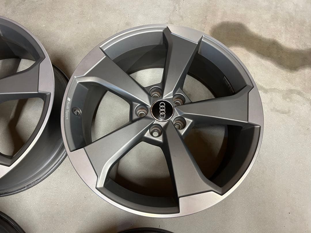 Audi sport ホイール19インチ 8j +49 RS3純正 Q3流用