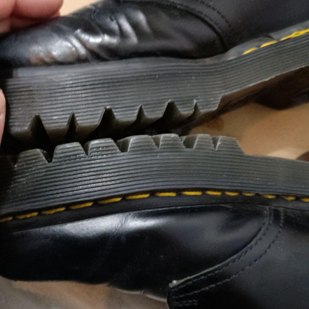 Dr. Martens 3 ホール シューズ