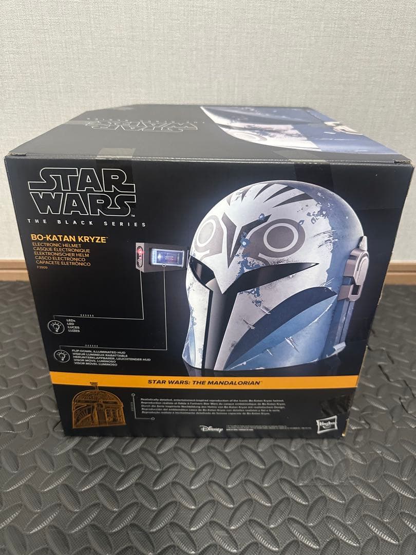 スター・ウォーズ』 １／１スケール・レプリカ ボ＝カターン・クライズ　ヘルメット