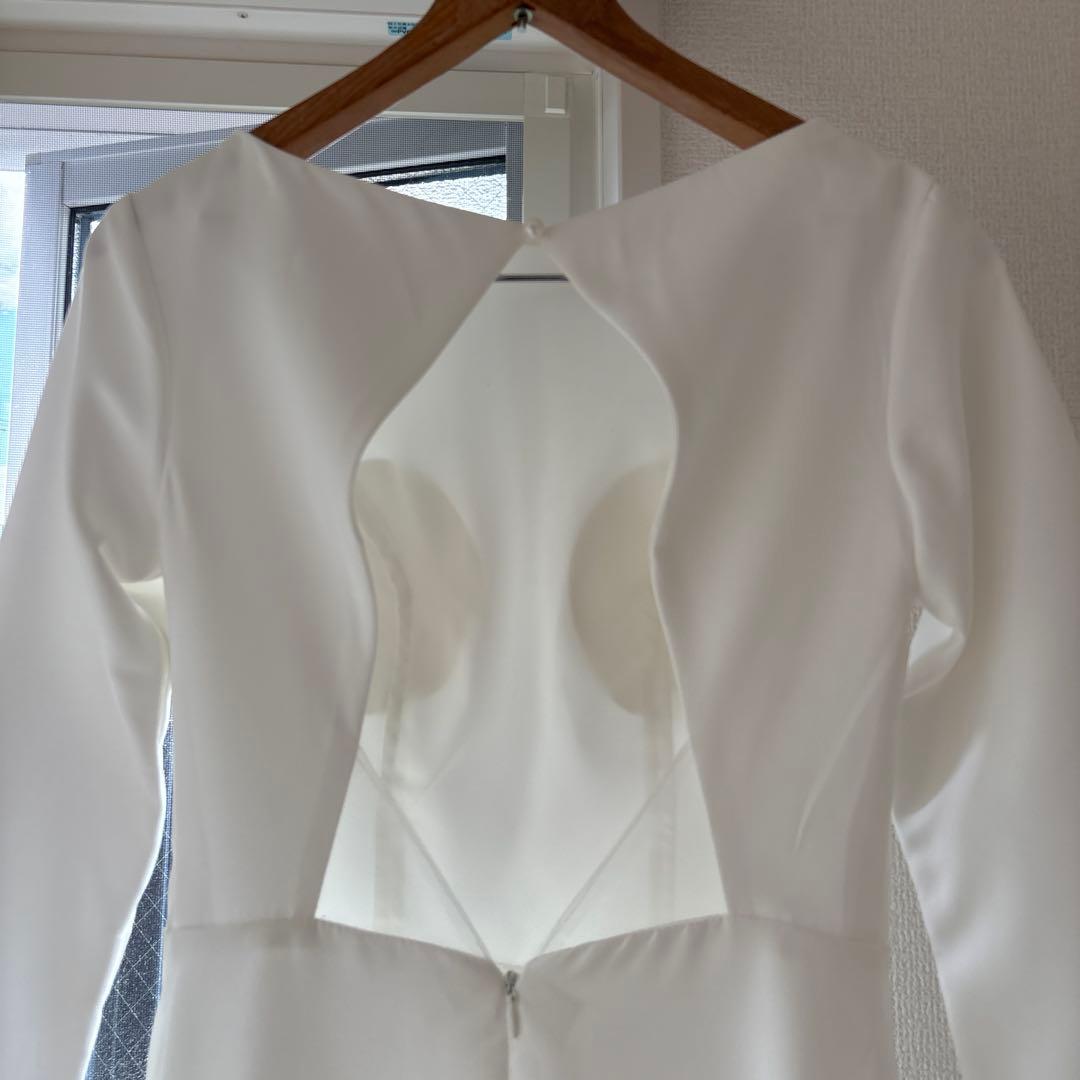 ⭐︎ベール付き　バックオープン ロングドレス ホワイト 韓国ドレス　長袖　前撮り