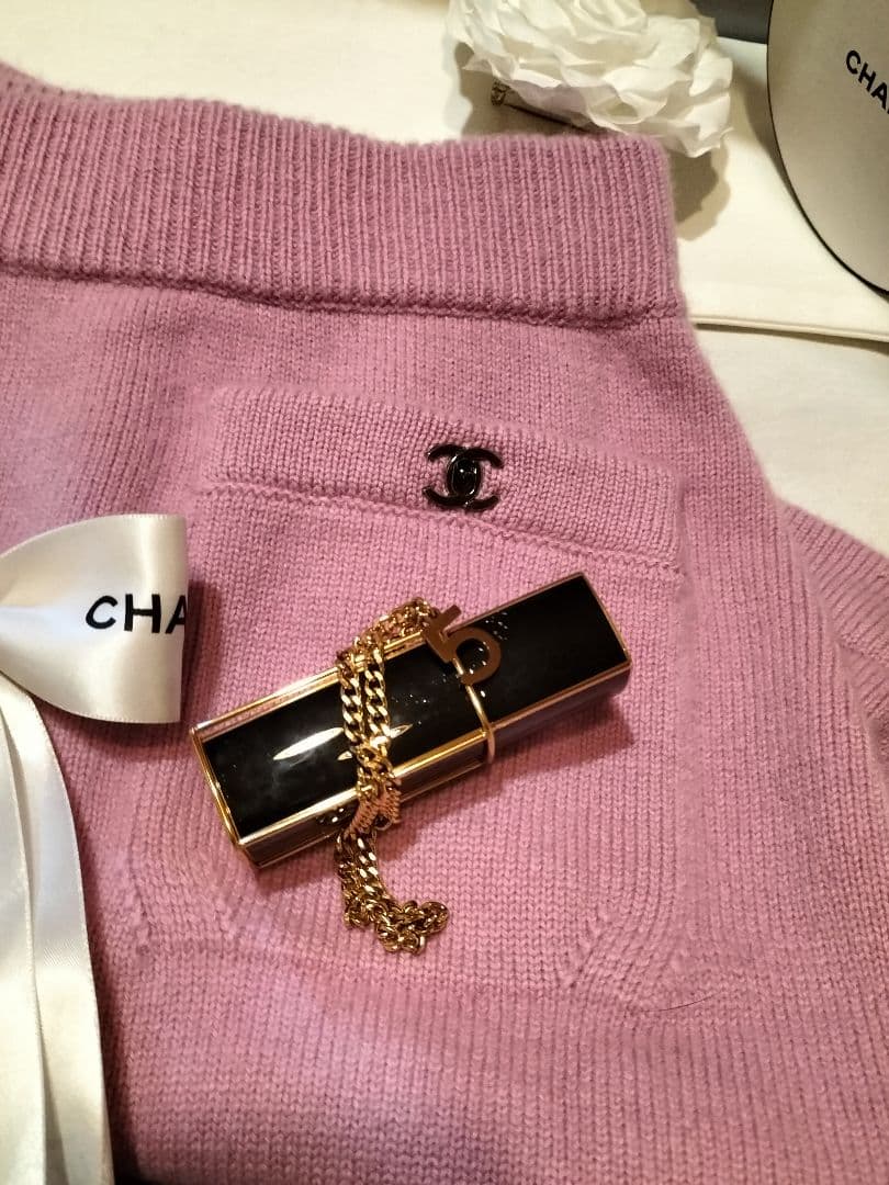 ❣️CHANEL♡ベビ―pinkタ―ンロックスカ―トスタッフuniform❣️