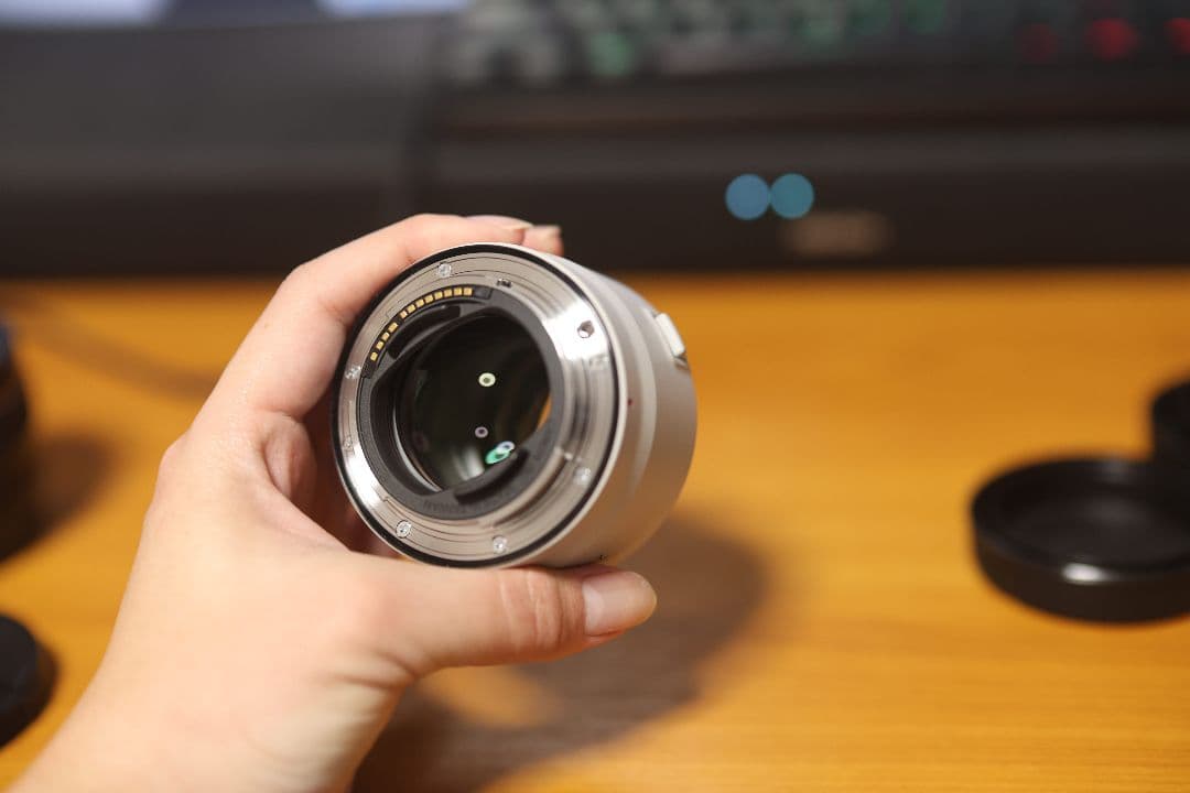 Canon RF 2×　エクステンダー　テレコンバーター