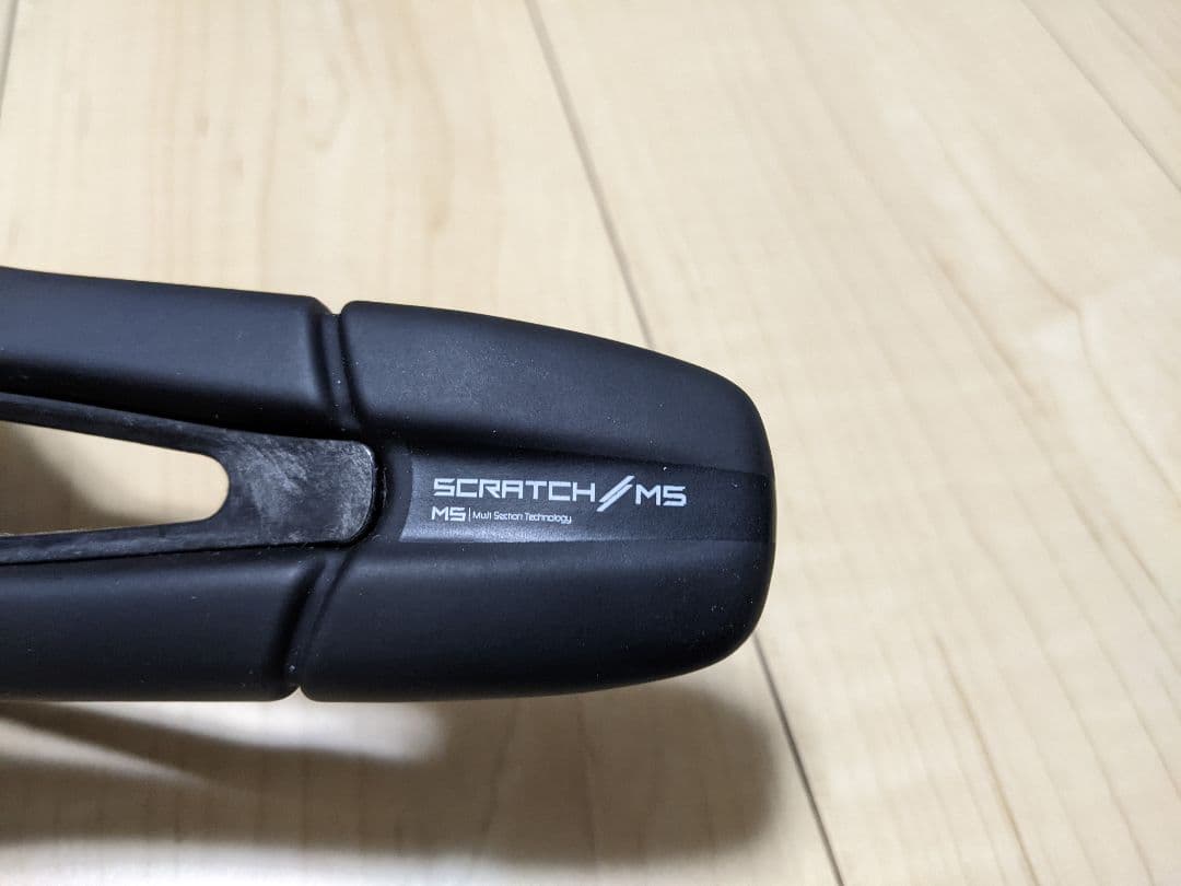 prologo プロロゴ SCRATCH M5 PAS TIROX