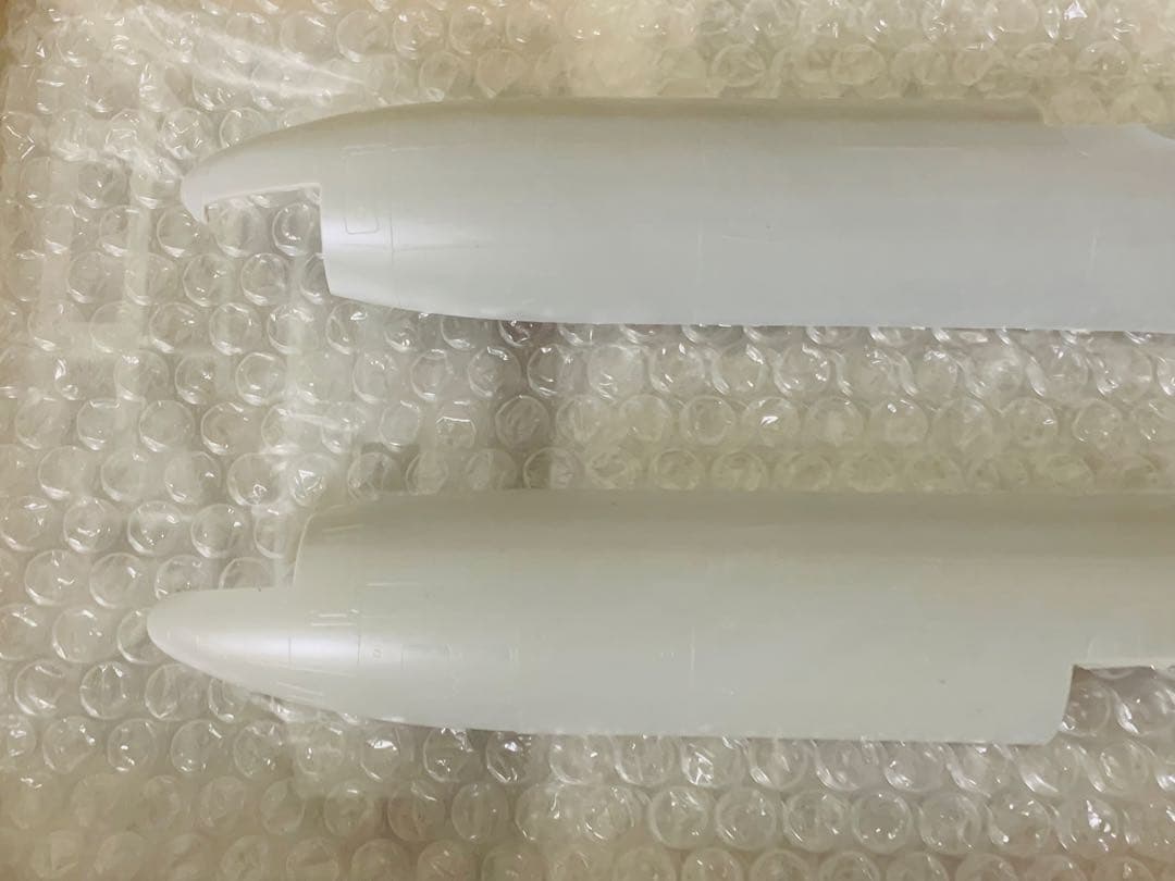 1/144 Eastern Express製アメリカン航空ＭＤ－１１プラモデル