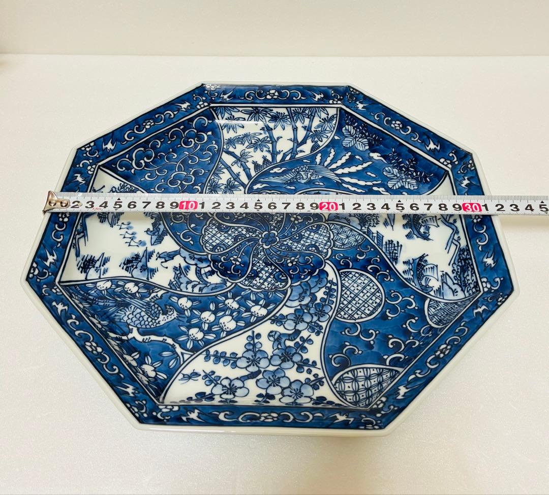 平戸三川内焼 平戸松山窯 祥瑞手 染付捻り吉祥文様 八角大皿31cm