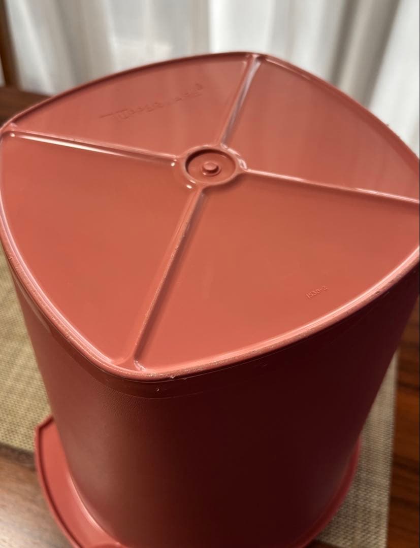 タッパーウェア マキシデコレーター 食品保存容器