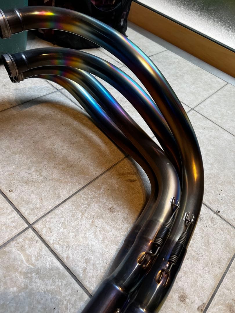 ゼファー1100 ワイバン　チタンマフラー　カーボン