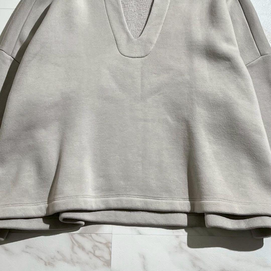 美品✨BALENCIAGA クロップドスウェット 襟付 スキッパー Vネック