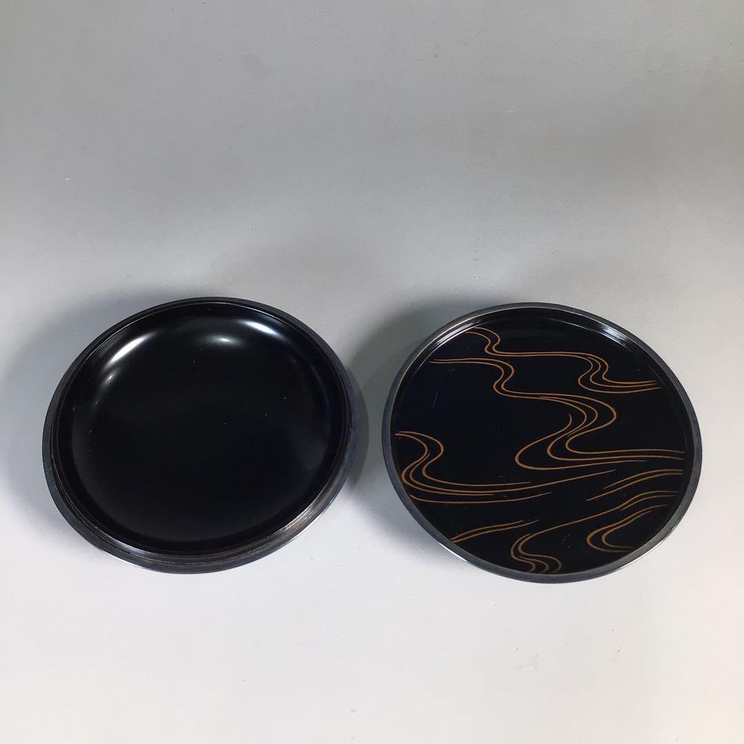 Ｎ４６０　香合　『黒漆塗』『宮田宗景作』『蟹蒔絵』『丸香合』　共箱　茶道具
