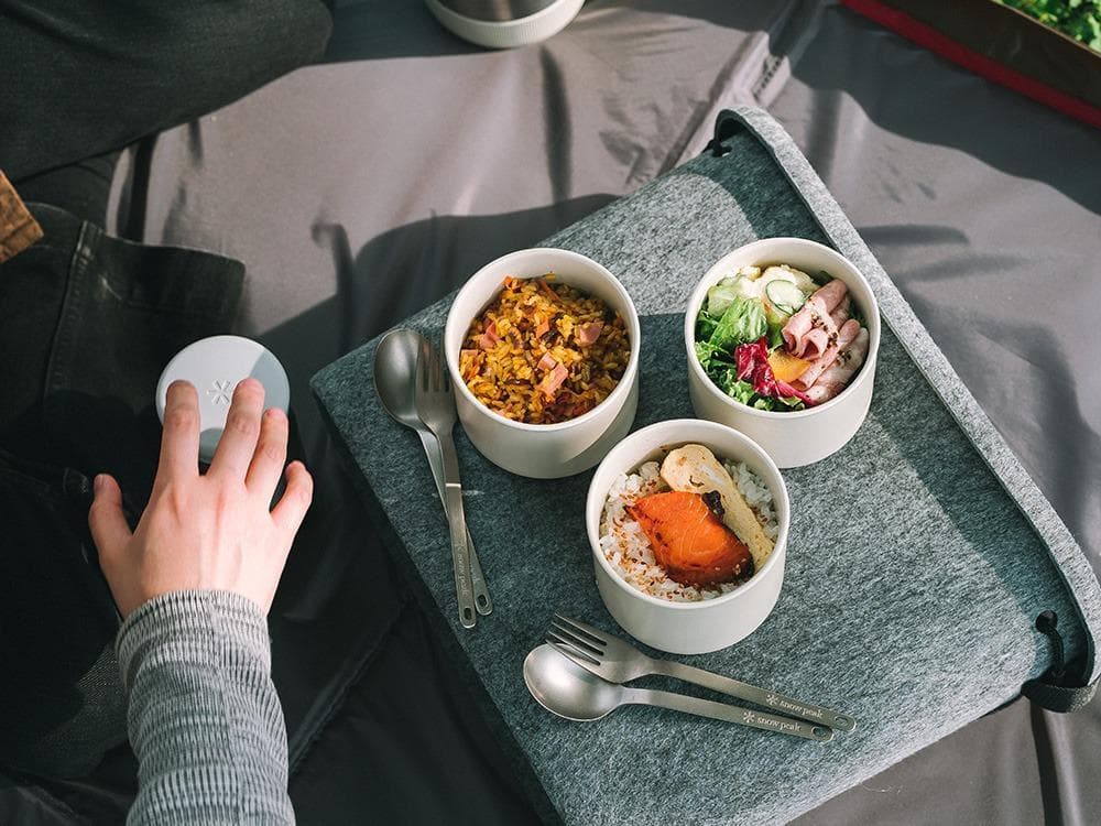 みっちゃん） peak 保温可能弁当箱　トバチ３　 ホワイト