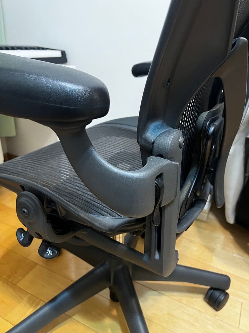 ハーマンミラー　JOIFA339 美品　 2012年製