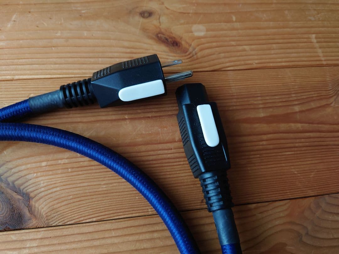 REQST PRC01W 1.8m 電源ケーブル