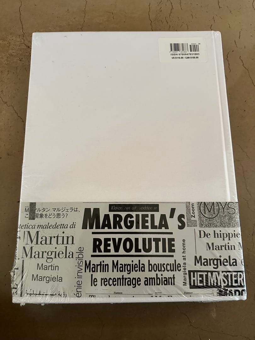 Maison Martin Margiela マルタン・マルジェラ アートブック
