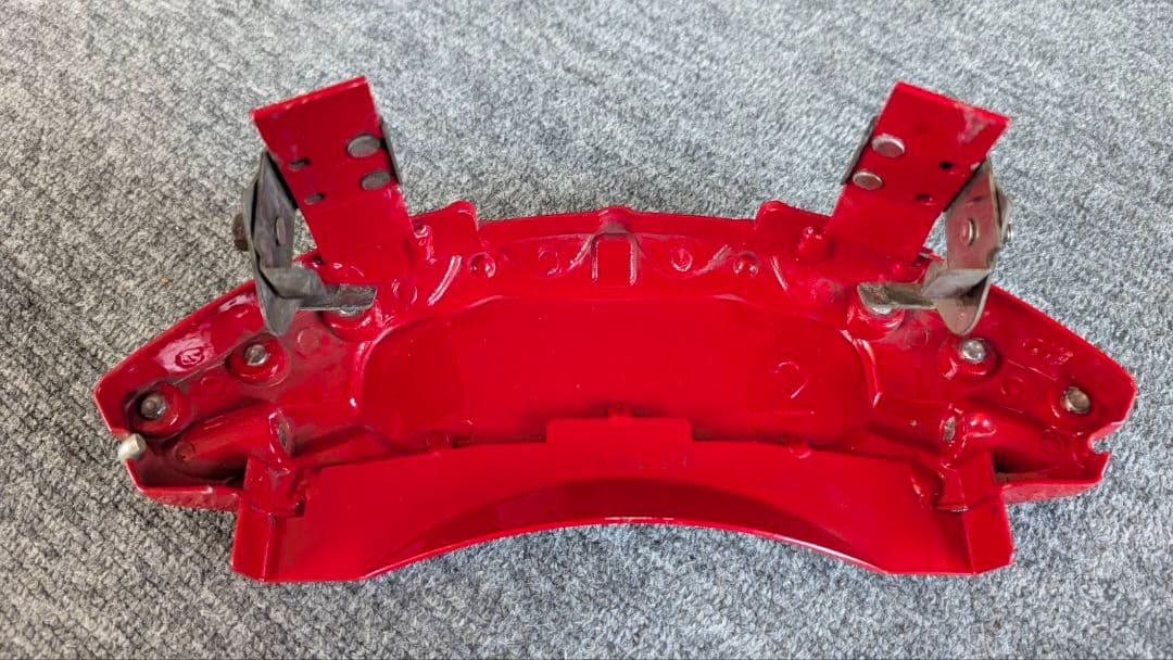 クラウンスポーツ キャリパーカバー