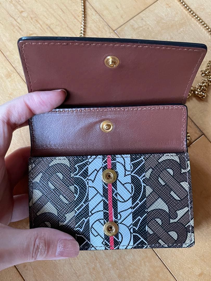 Burberry バーバリー　チェーンウォレット　カードケース　ミニ財布