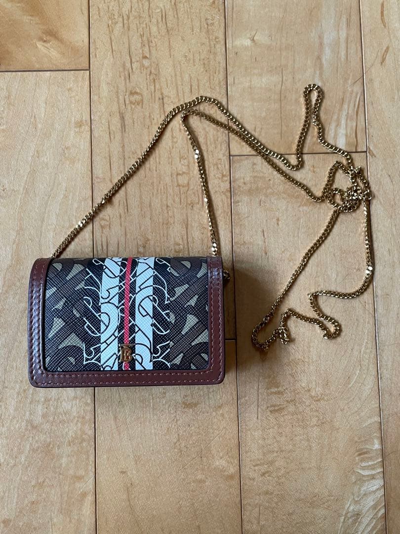 Burberry バーバリー　チェーンウォレット　カードケース　ミニ財布