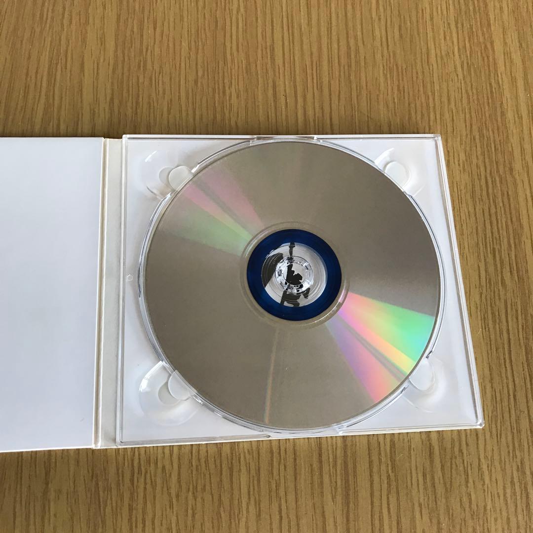 マテリアル・イシュ－　International Pop Overthrow