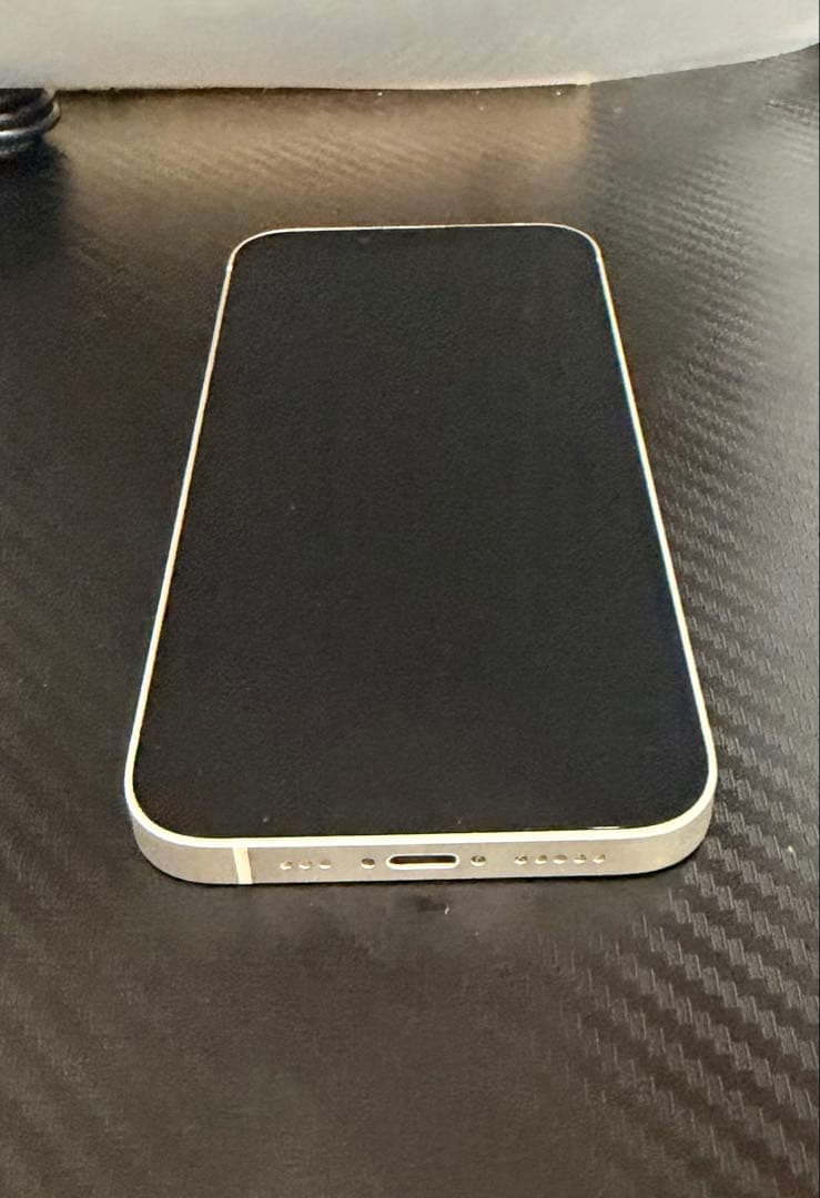 iPhone 13 128GB 最大86% simフリー