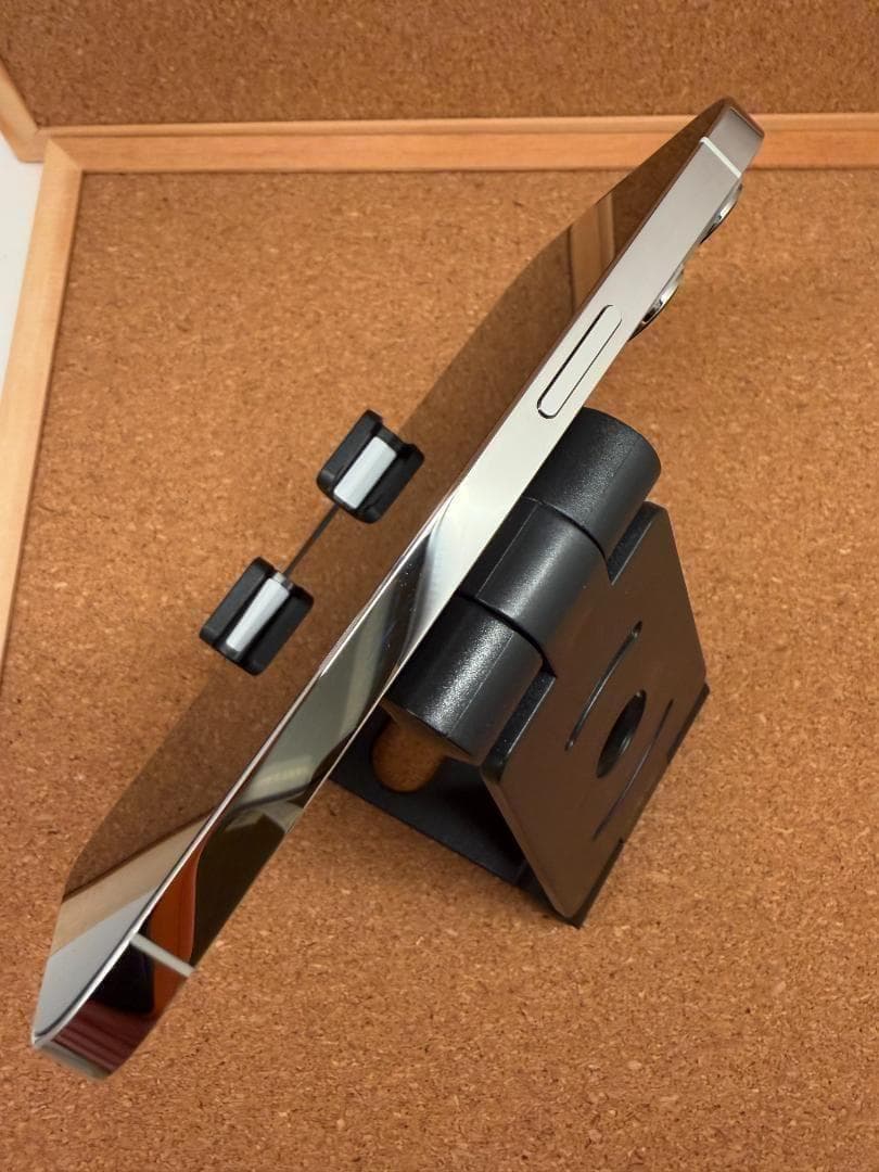 iPhone 13 Pro シルバー 1024 GB バッテリー100%