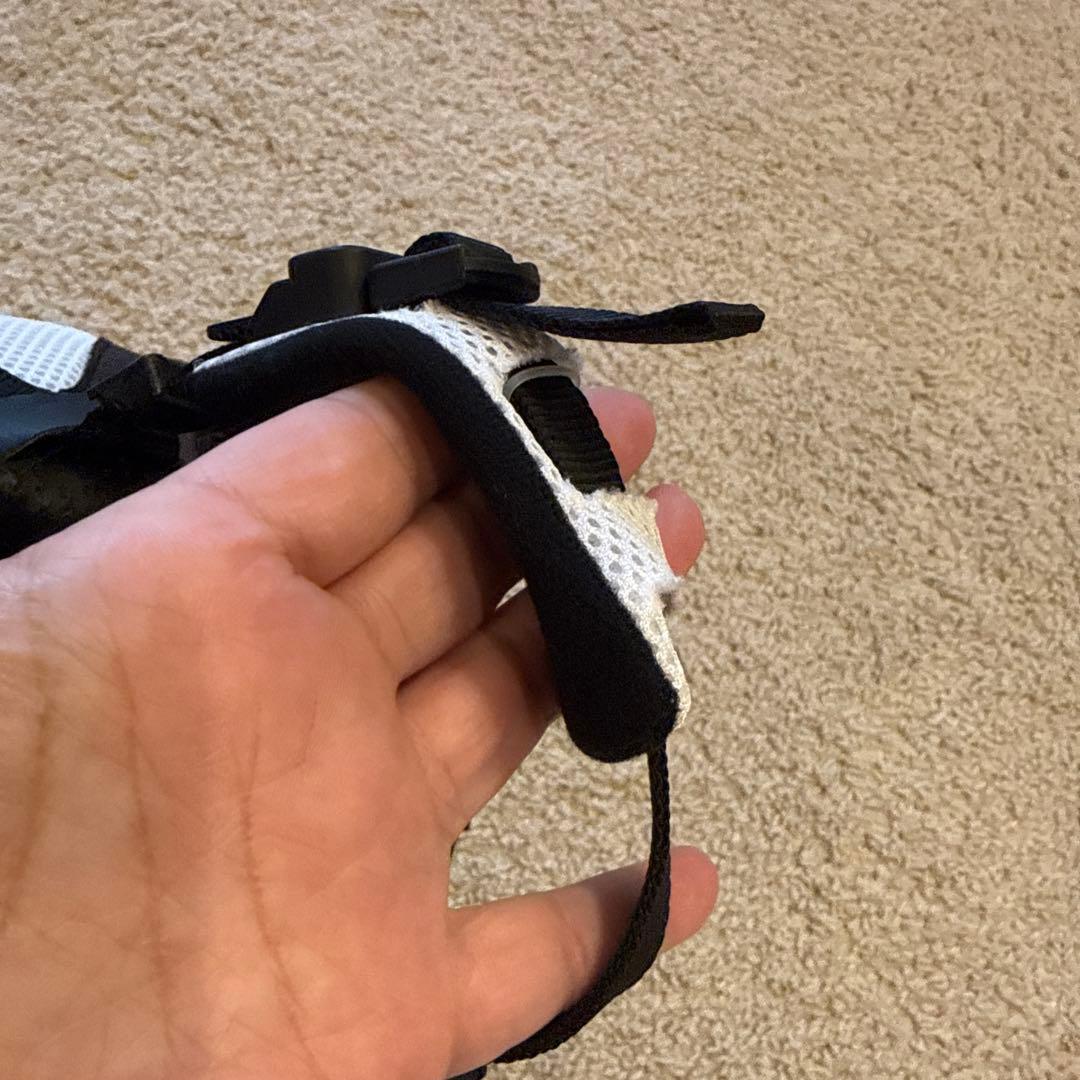 ALPINA バイザー付き　黒 スキー ヘルメット