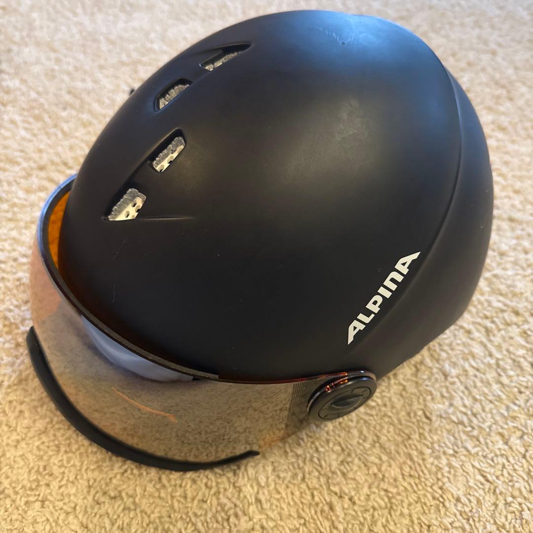 ALPINA バイザー付き　黒 スキー ヘルメット