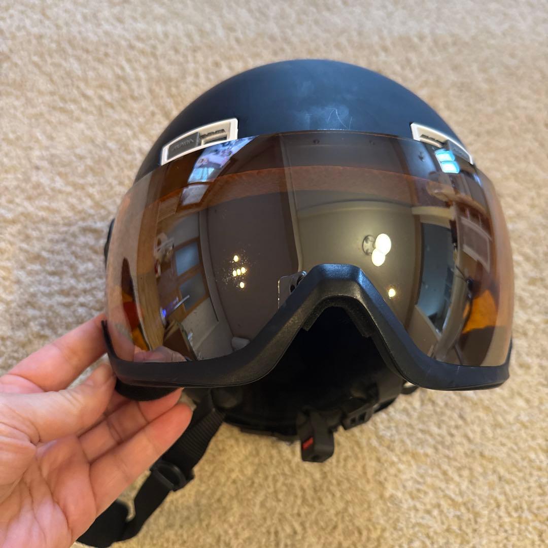 ALPINA バイザー付き　黒 スキー ヘルメット