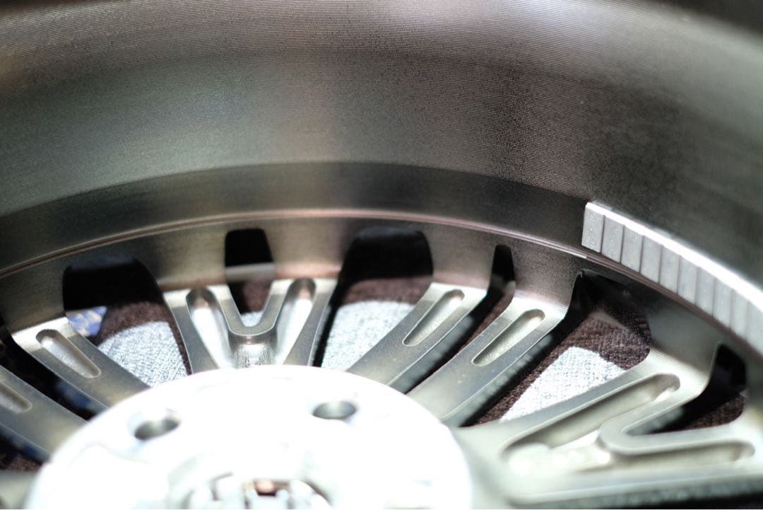 ヤリスクロス純正ホイール18インチ新車外し送料込　18×7J 美品4本セット