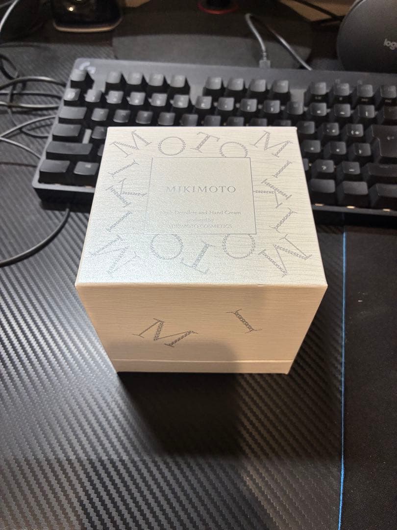 ミキモト　ネックデコルテ　ハンドクリーム未使用