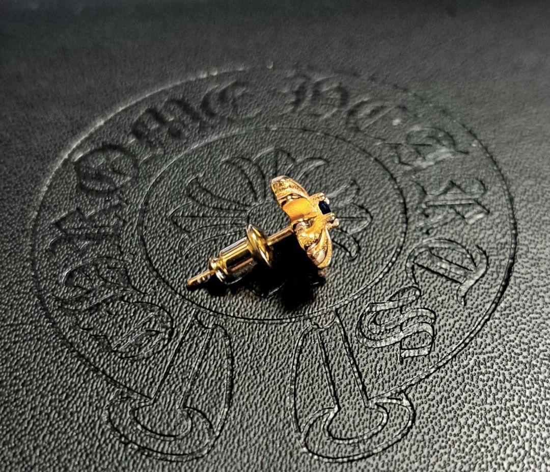 CHROME HEARTS CHプラス スタッド ピアス 22K サファイア1ｐ