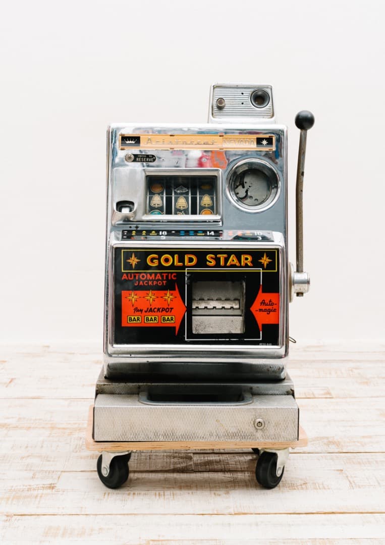 カジノ ヴィンテージ スロット 実機 インテリア 店舗 什器