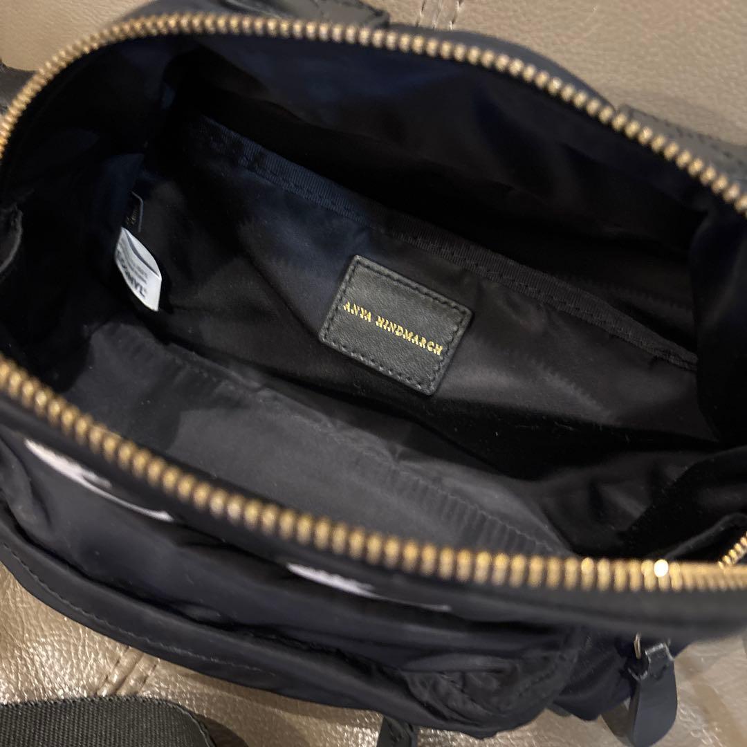 アニヤハインドマーチ　ナイロンショルダーバッグ