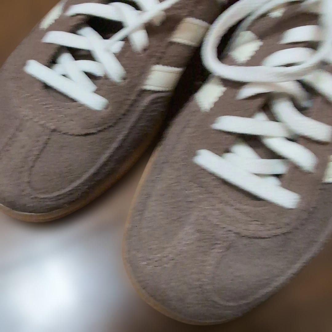 未使用　アディダス　スペツィアル　２４センチ