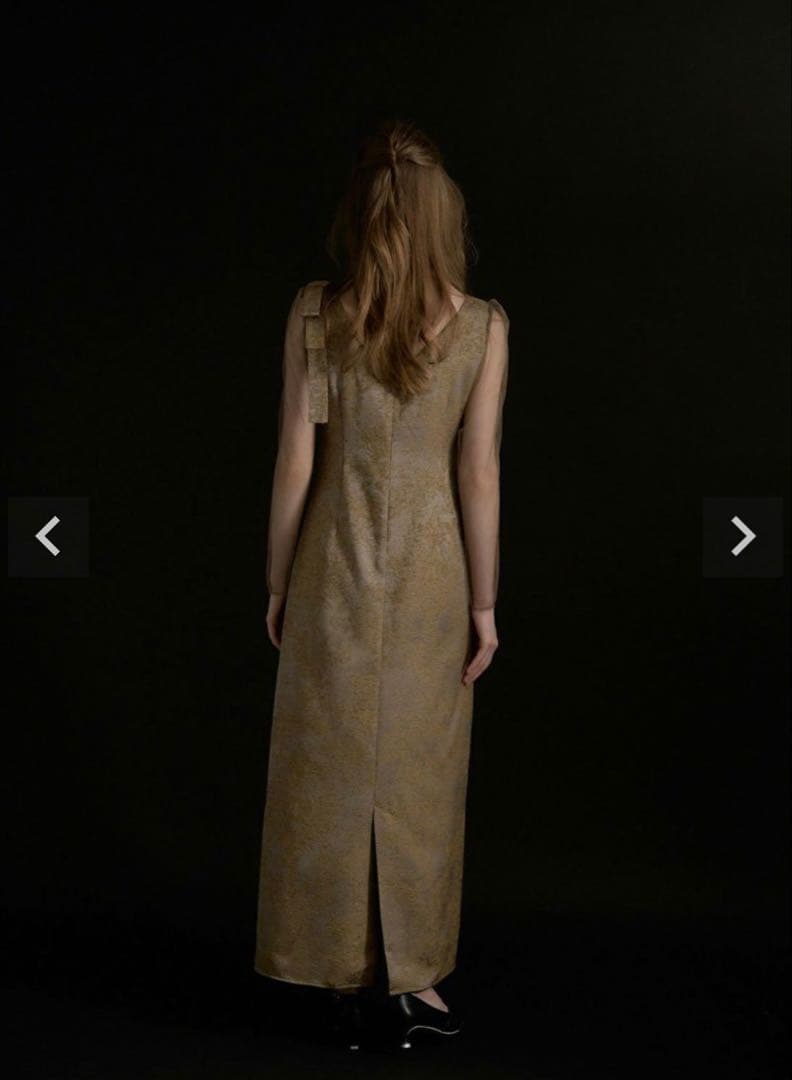 キキ　Shoulder ribbon jacquard dress