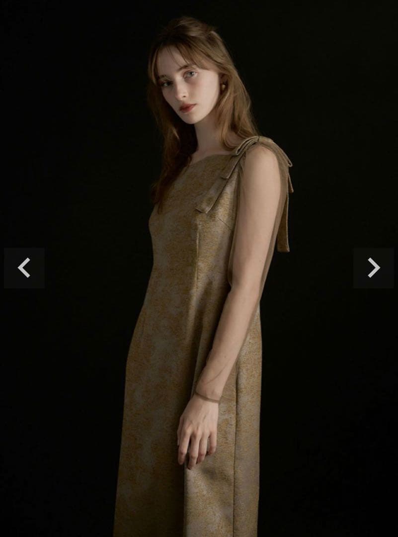 キキ　Shoulder ribbon jacquard dress