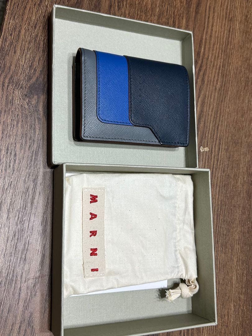 MARNI マルニ　財布　メンズ