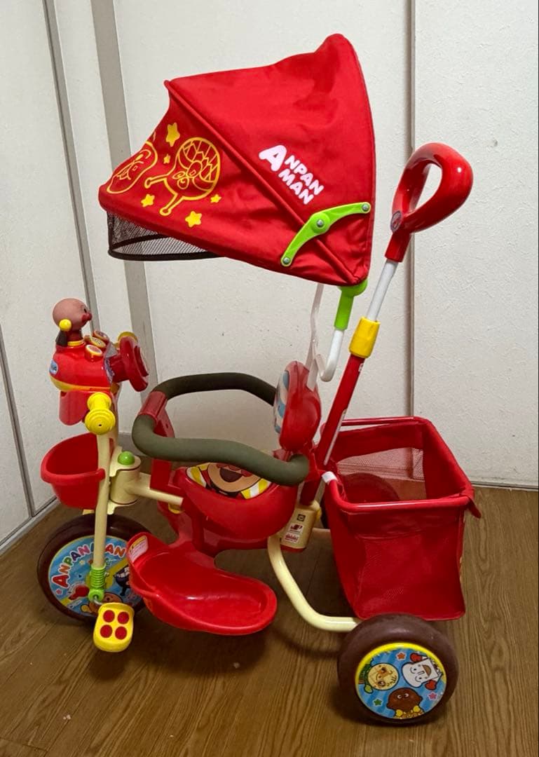 【美品】アンパンマン 三輪車 それいけ！アンパンマン デラックスII レッド 赤
