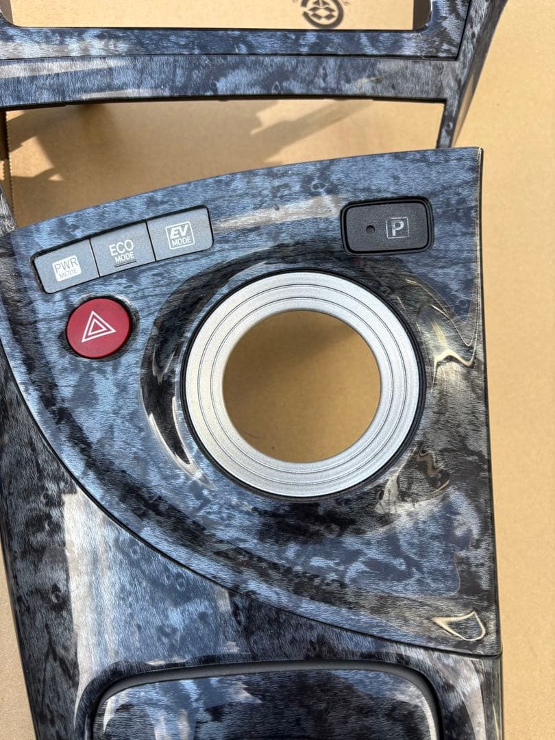 30プリウス 木目パネル