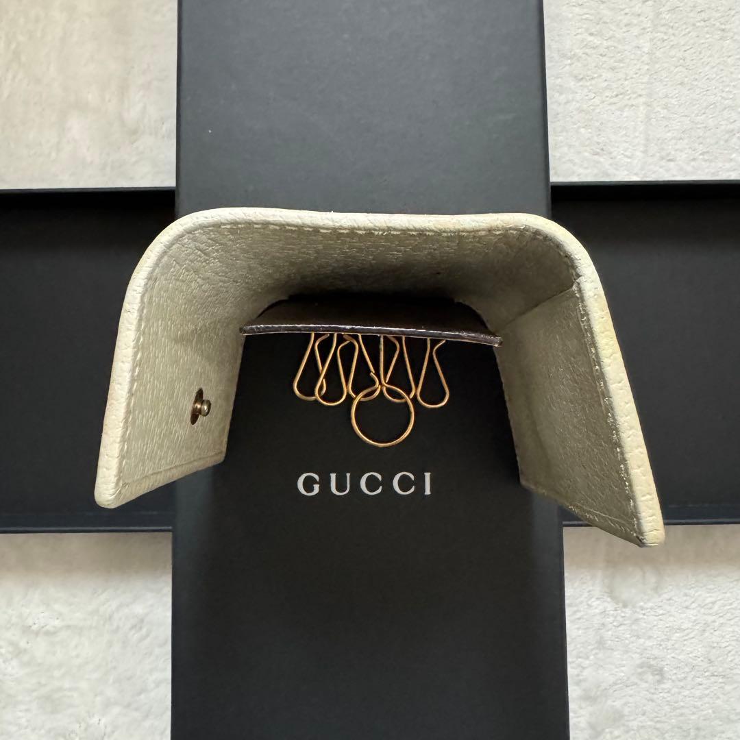 GUCCI グッチ　6連キーケース　オフデイア GGパターン　シェリーライン