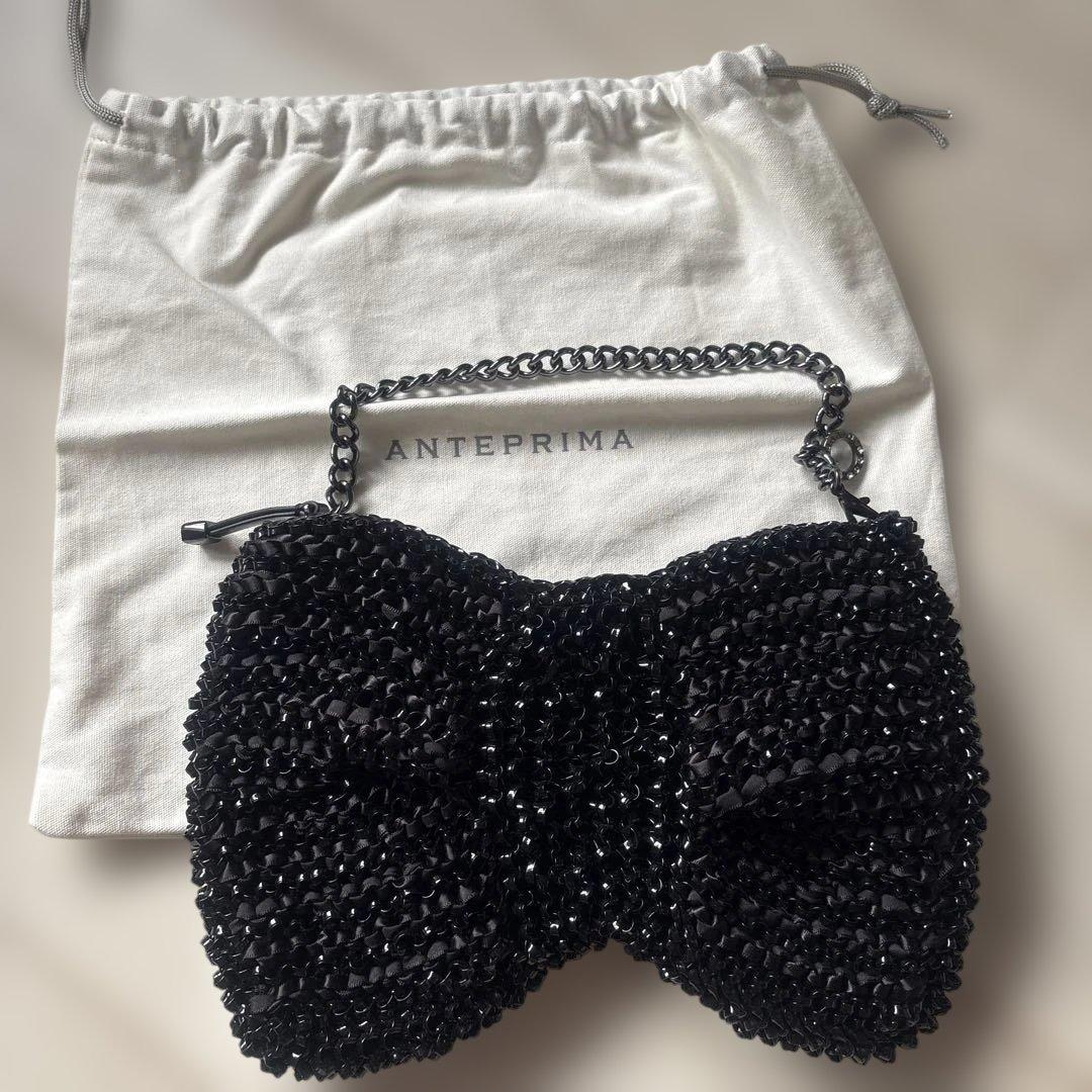 ANTEPRIMA リボン型 クラッチバッグ 黒