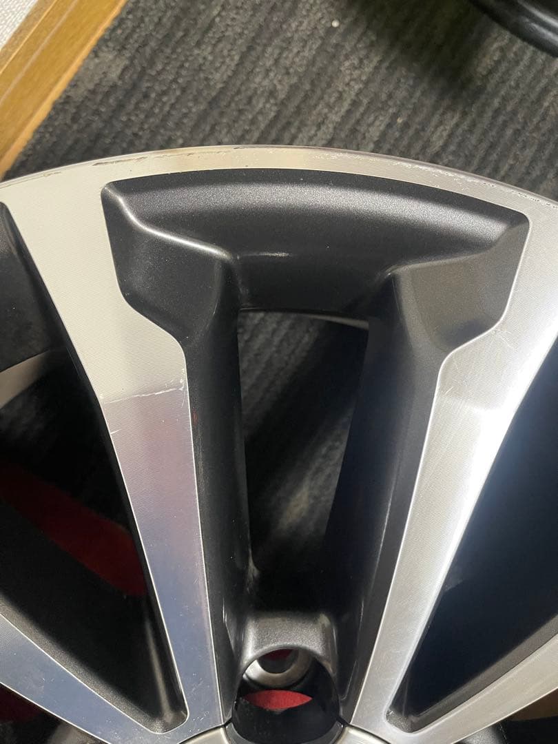 TOYOTA 150ランドクルーザープラド 純正ホイール19インチ．