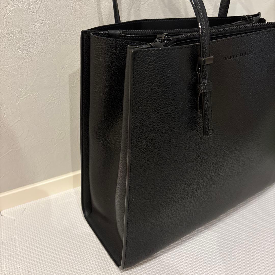 CHARLES&KEITH美品ブラックレザートートバッグ