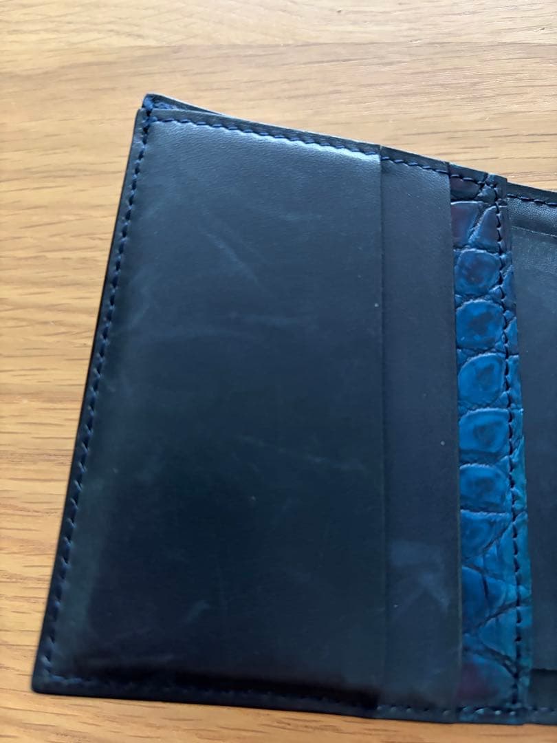 yuhaku ユハククロコダイル薄型二つ折り財布