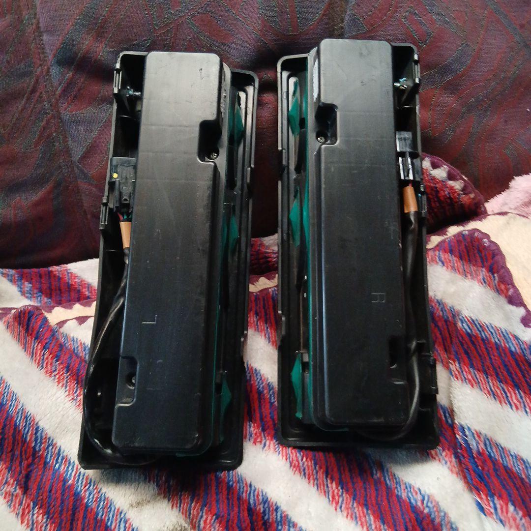 三菱　キャンター　テールランプ　レンズ　ゴールドキャンター　キレイ　ソロキャンプ