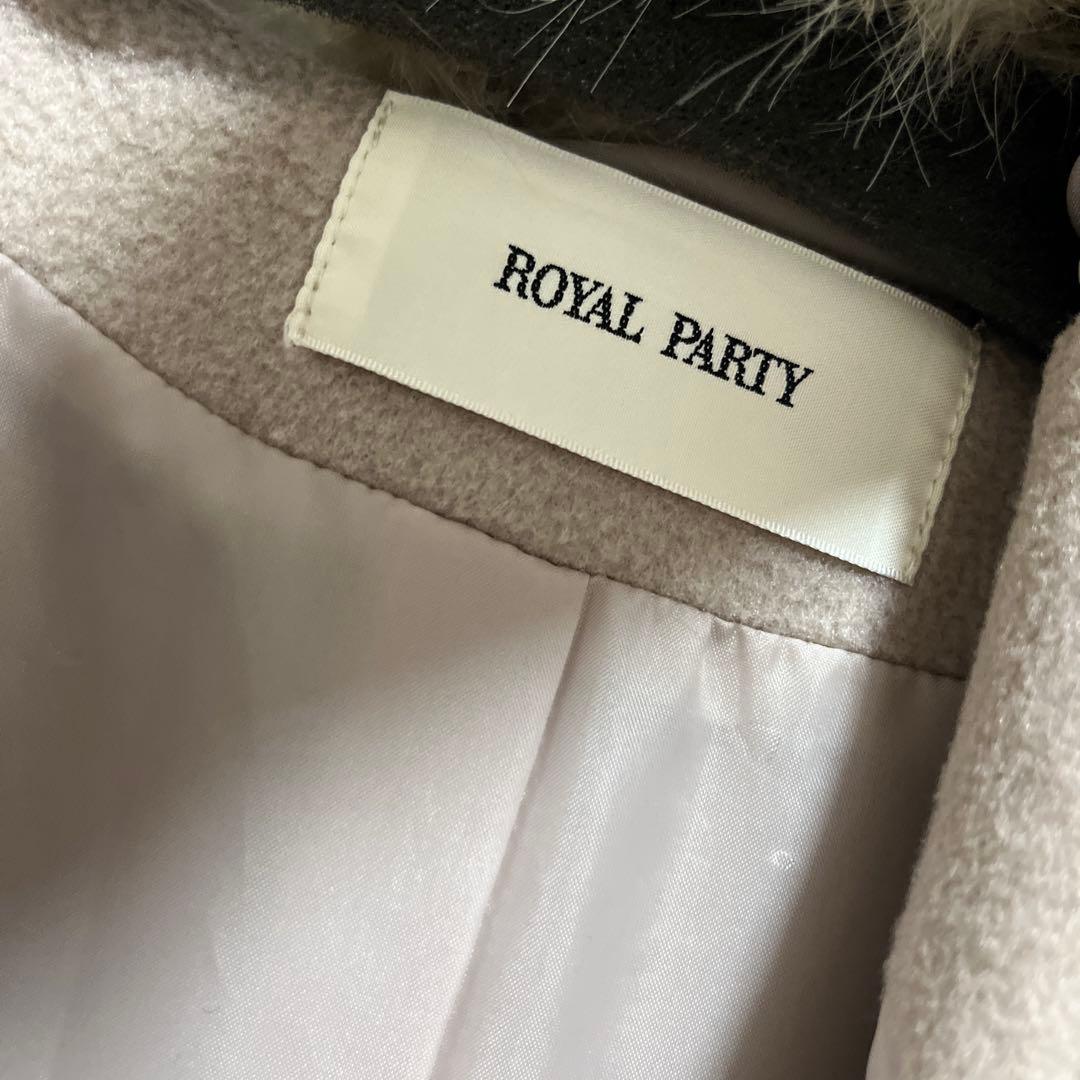 ZOZOTOWN限定　ロイヤルパーティー　ファーケープコート