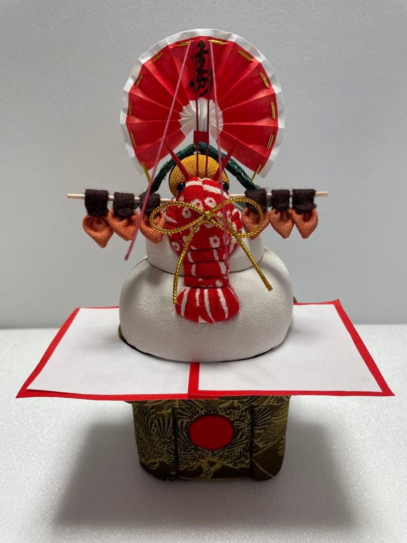 ハンドメイド　木目込み人形　鏡餅　緑系唐松模様の三宝